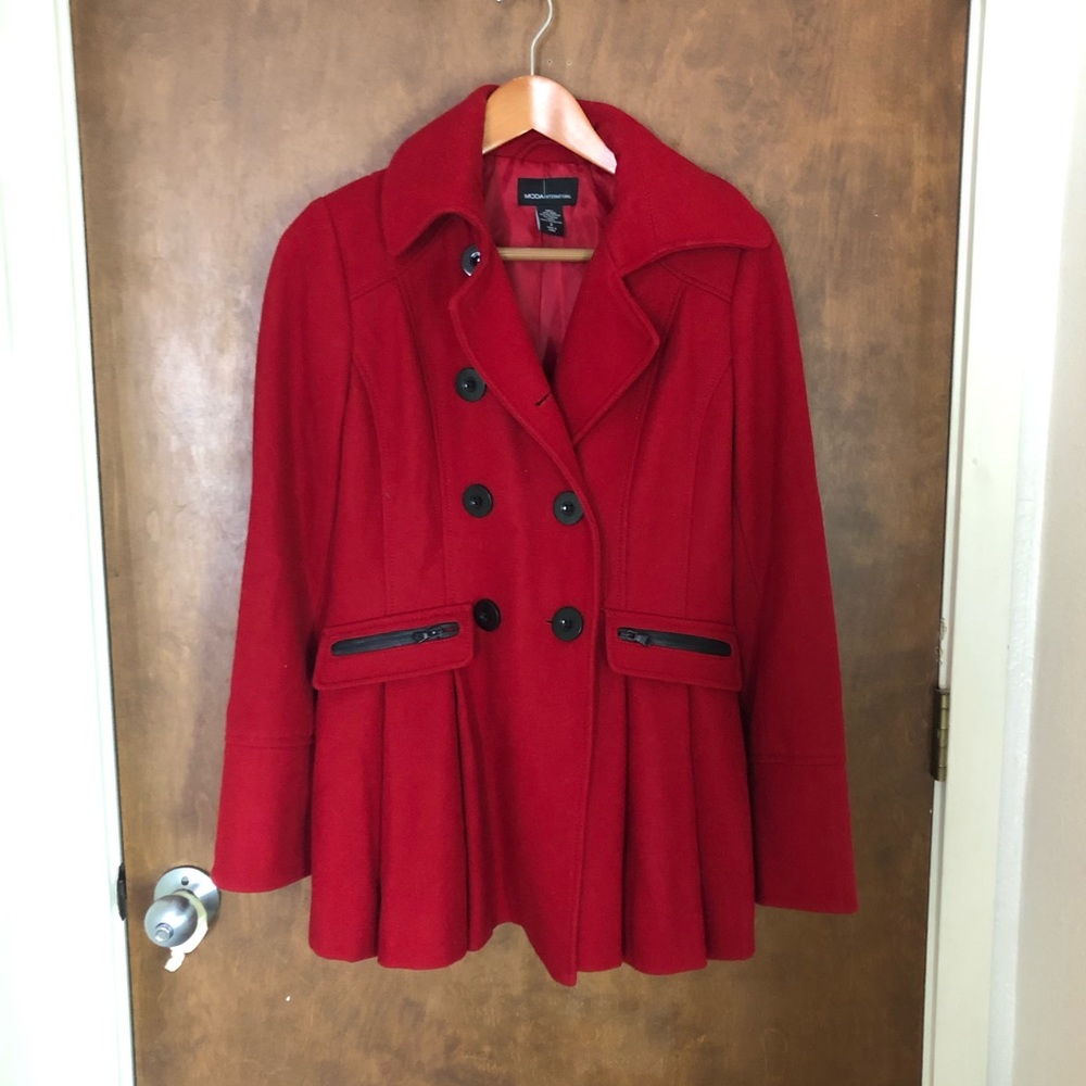 SOLD SOLD MODA International  coat